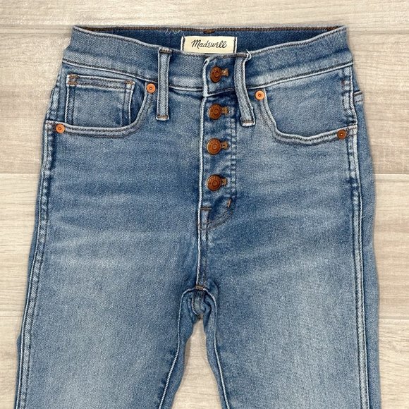 Madewell 10" High-Rise Skinny Jeans Cordova Wash Button-Front Edition Fray Hem - Picture 5 of 12